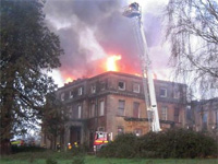 Fire at Sandhill Park - 22 Nov 2011 (Image: Lucy Robert Shaw / This is Somerset)