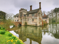 warwickshire-baddesleyclinton Baddesley Clinton, Warwickshire (Image: Nala Rewop / flickr)