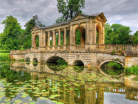 buckinghamshire-stowehouse-bridge Bridge - Stowe House, Buckinghamshire (Image: Evoljo / flickr)