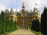 Halton House, Buckinghamshire (Image: Green Baron via Wikipedia)