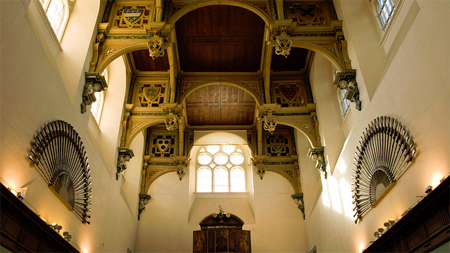 Wollaton Hall, Nottinghamshire - view of the inside of the great hall (Image: © d-kav / flickr)